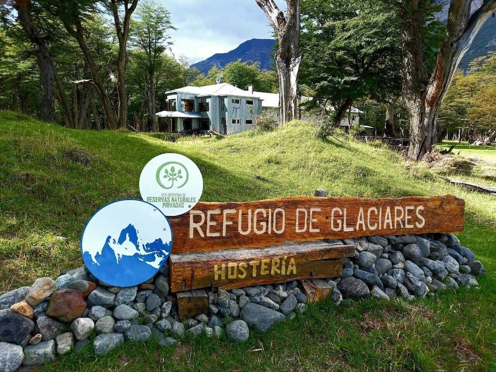 REFUGIO DE GLACIARES