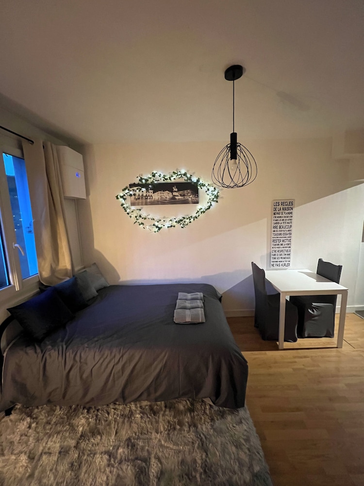 Studio 3 L'Éclat du faubourg Orléans view 2