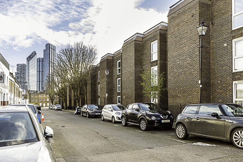 Cosy Angel Flat: Tube Nearby, Stunning Views!