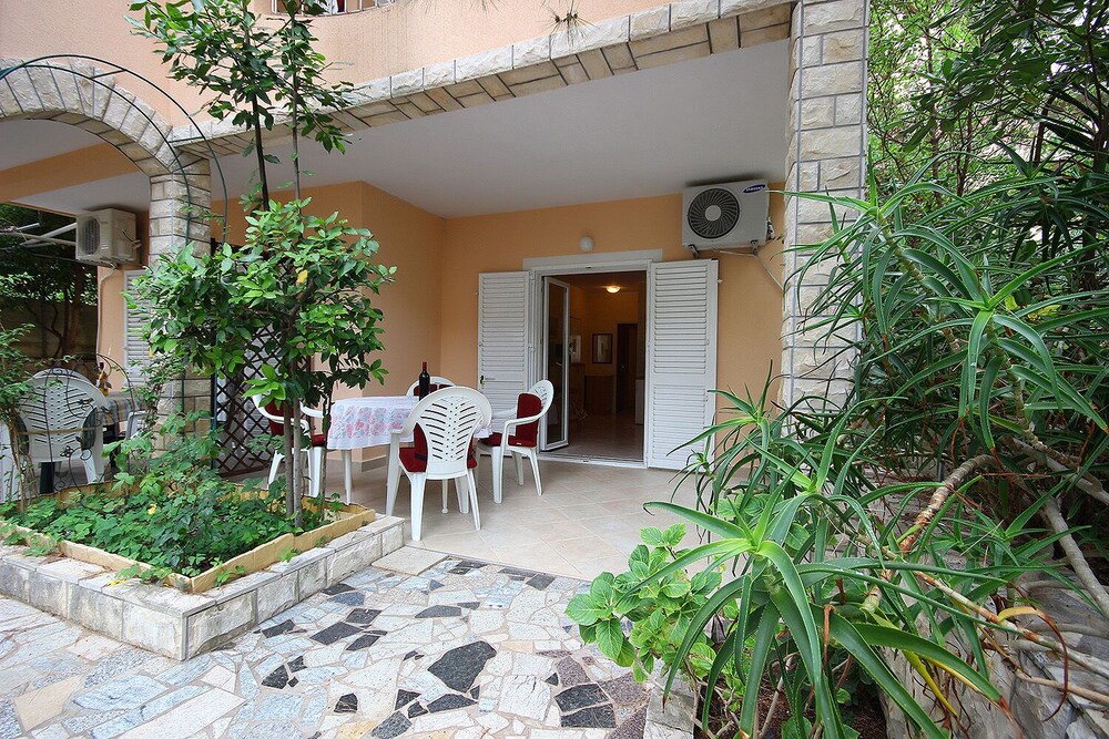 Dino - Apartments With hot tub - A1 view 4