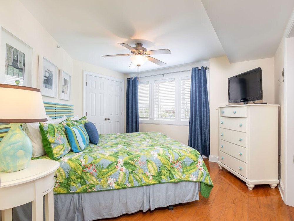 Captains Watch 1 by Tybee Vacation Rentals view 5