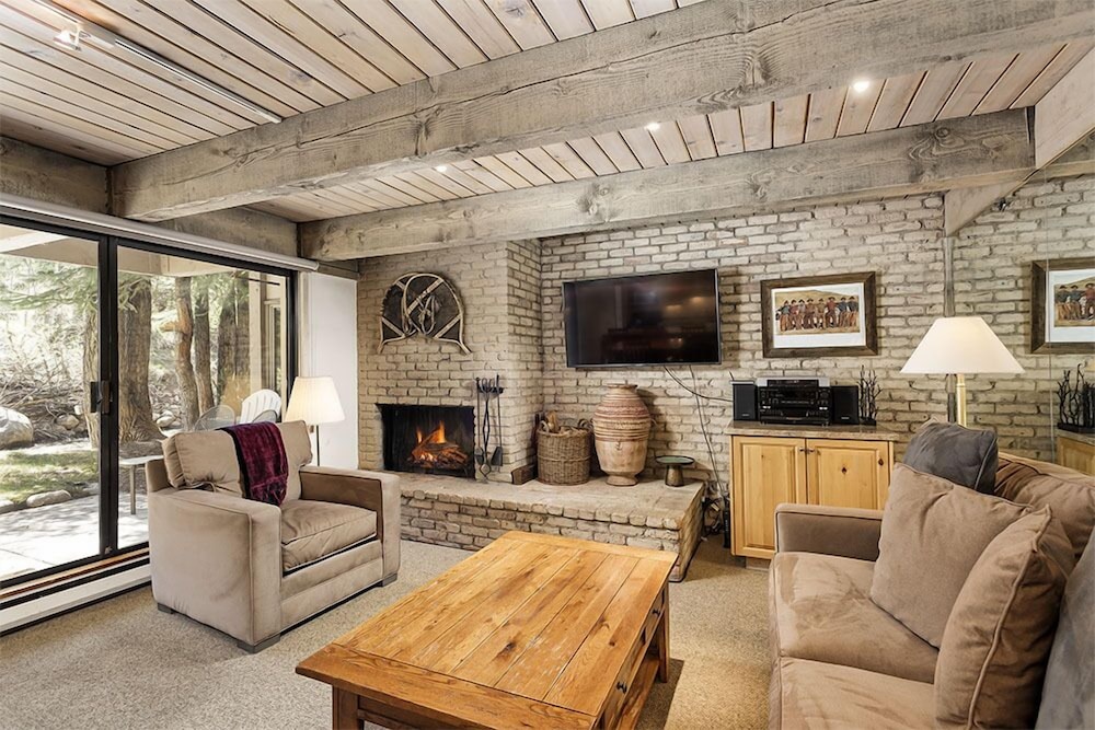 Chateau Eau Claire & Roaring Fork by Frias Properties
