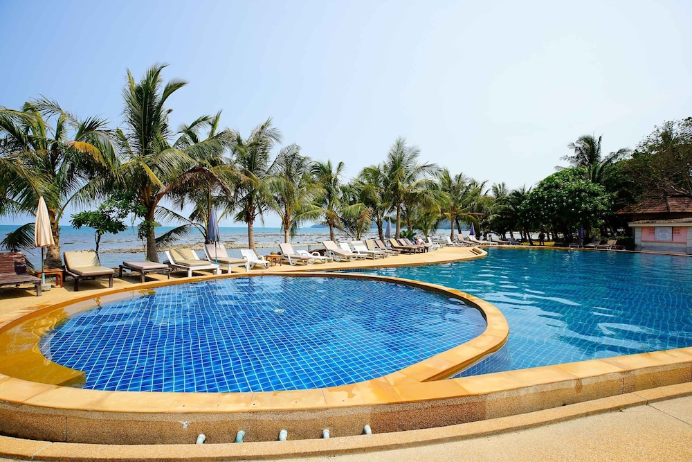Coral Resort