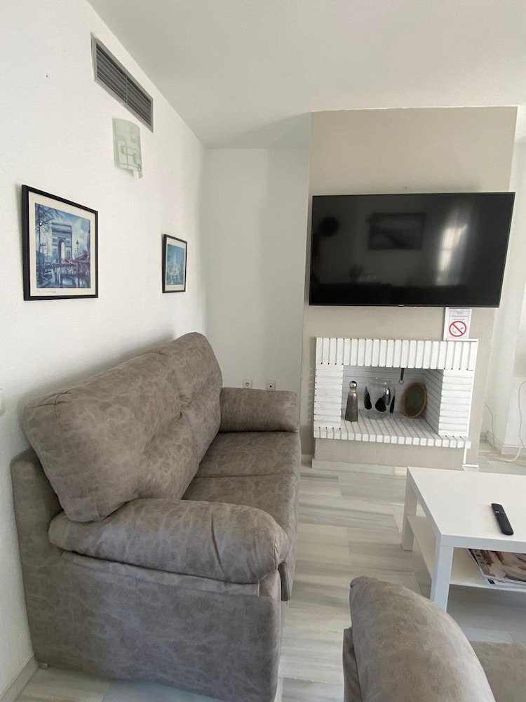 Duplex 3 Bedroom Top Floor F-3