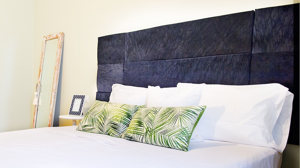 La Piazzetta Rooms