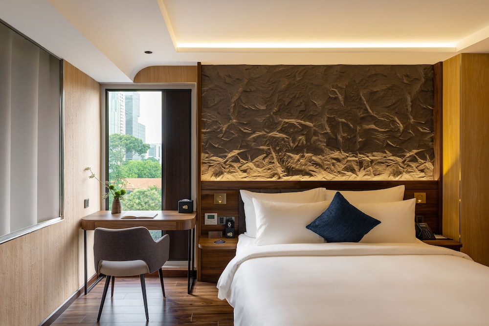 Kin Hotel Thai Van Lung 7