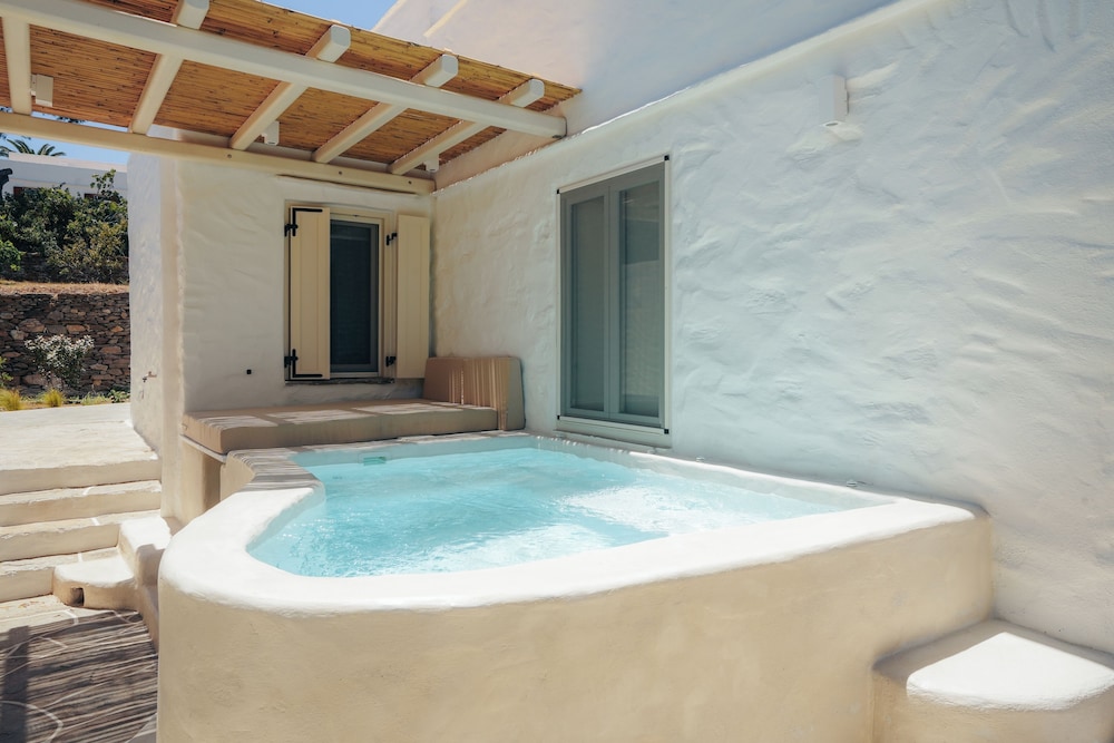 Rabagas Suites