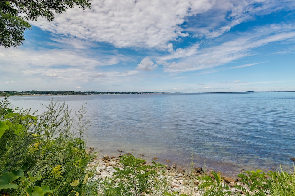 Bayfront Plymouth Gem w/ Sunroom, Steps to Shore!