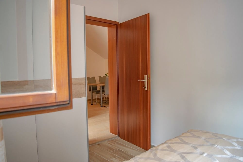 Daira - Great Location - A3 view 5