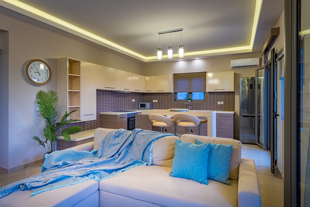 Vatia Villas