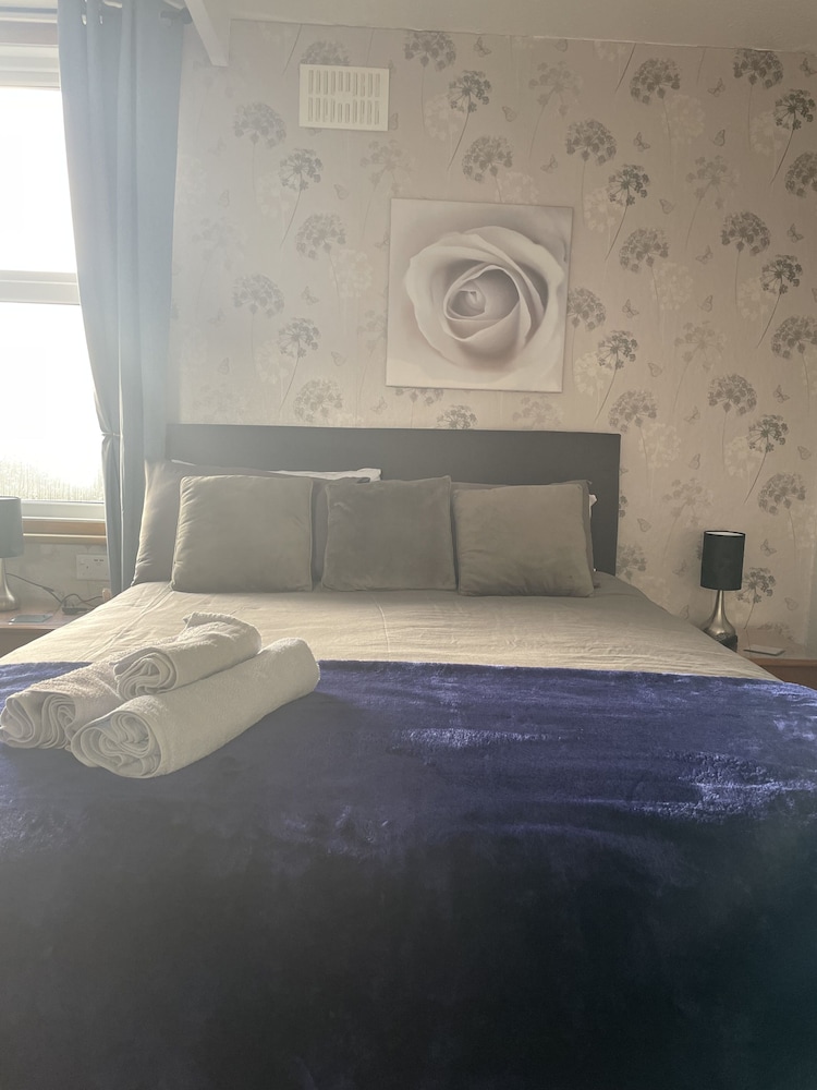 Whiteways Hotel
