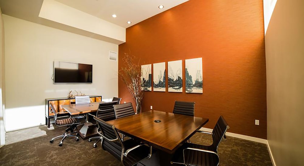 meeting & event spaces