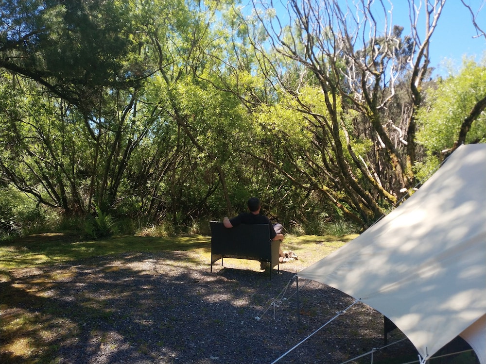 Zeehan Bush Camp