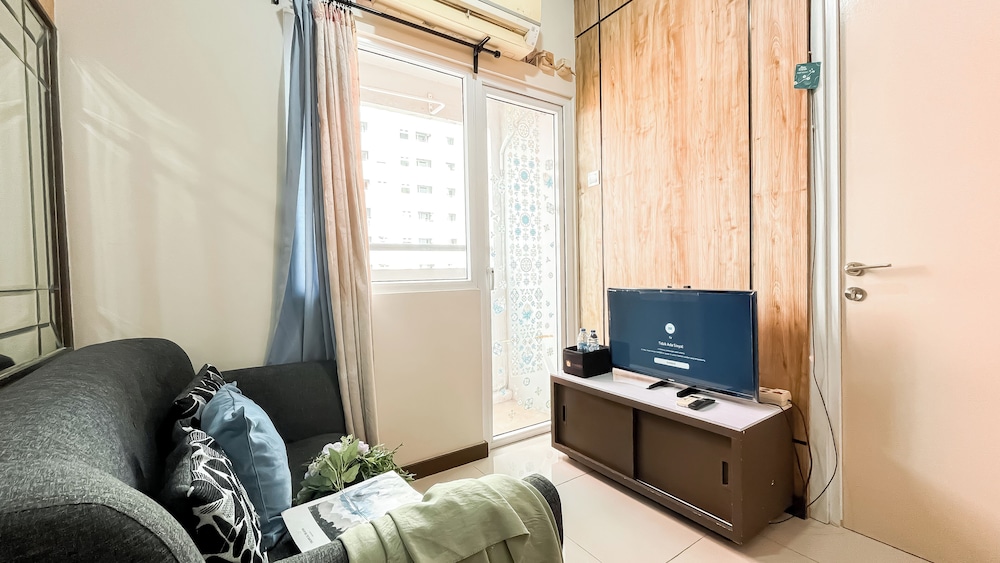 Best Deal And Warm 2Br Apartment Green Pramuka City