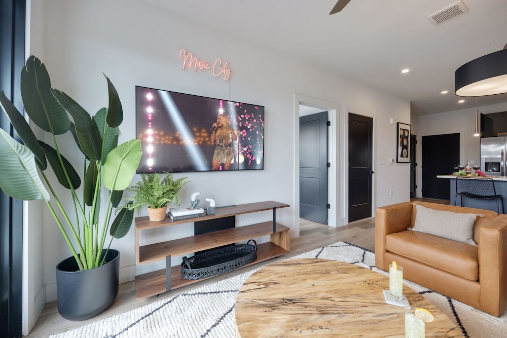 Nashville Hideaway-odyssey-heart of Midtown