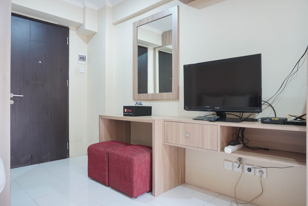 Comfortable Studio Room At Kebagusan City Apartment