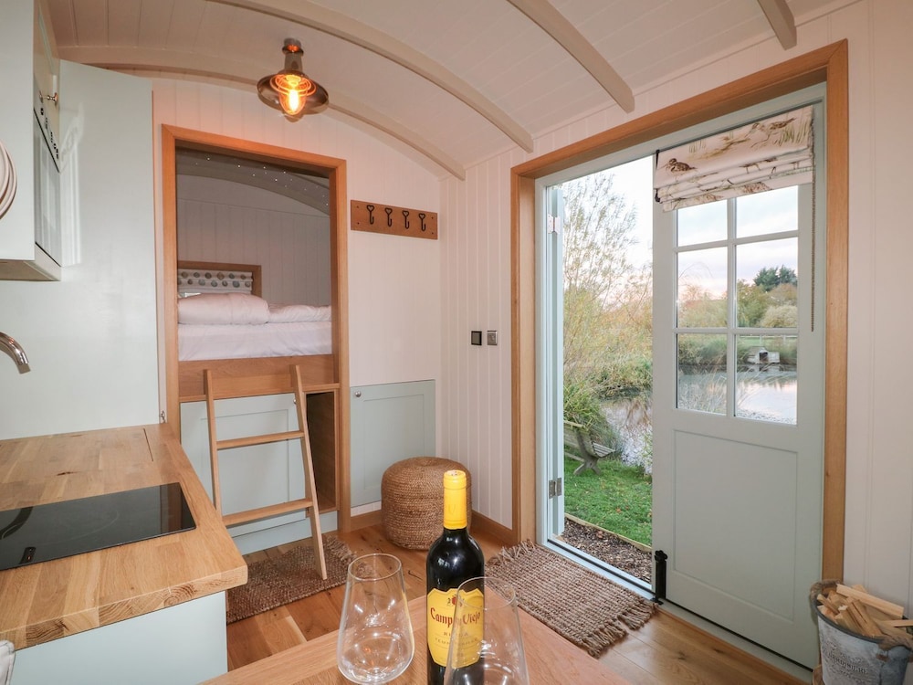 Herbie's Shepherds Hut at Shepherds Lodge