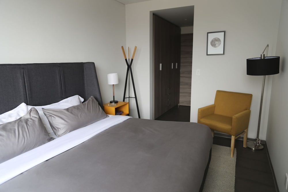 City Vistas Apartment by Mr.W photo 5