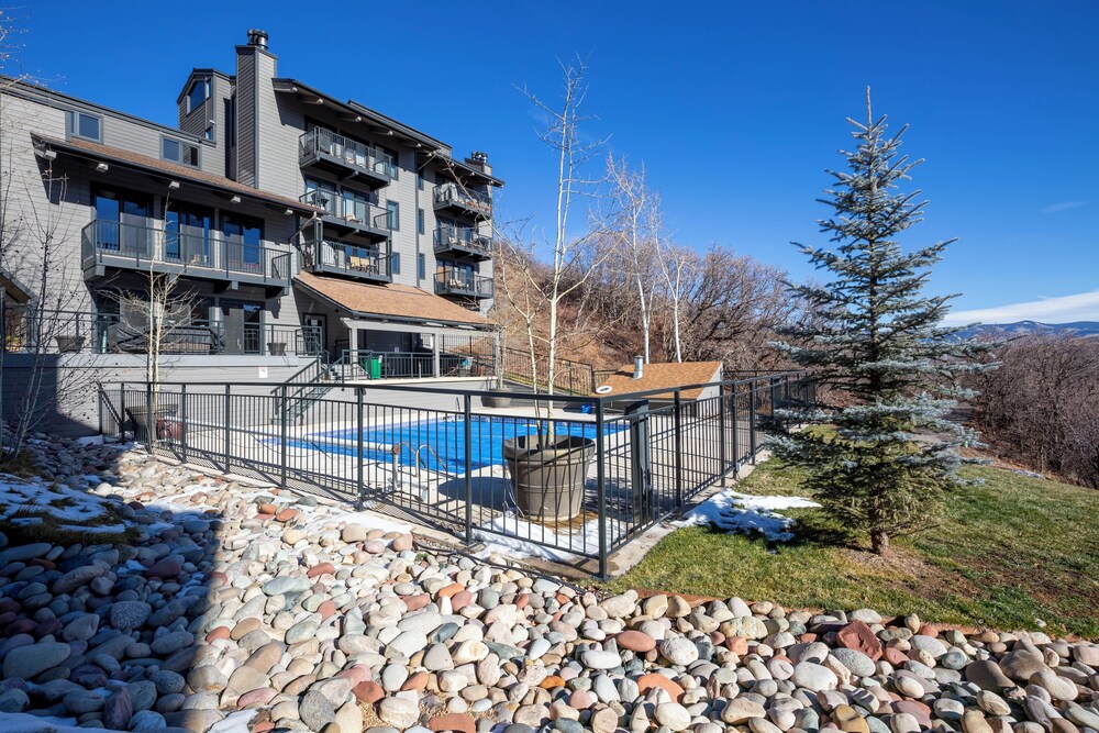 Snowmass Mountain by Snowmass Vacations