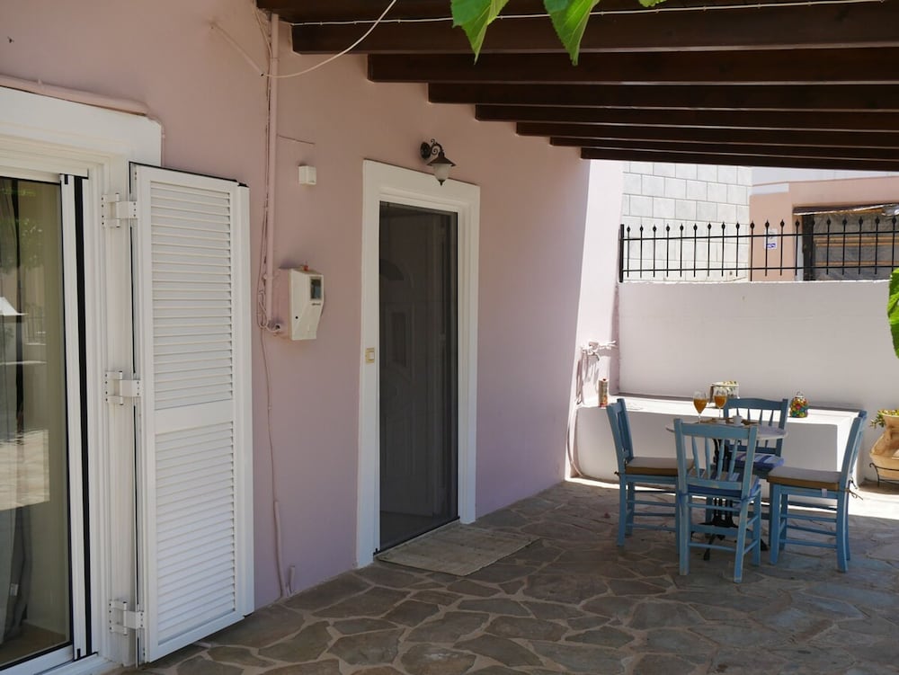 Christina s Villa With sea View