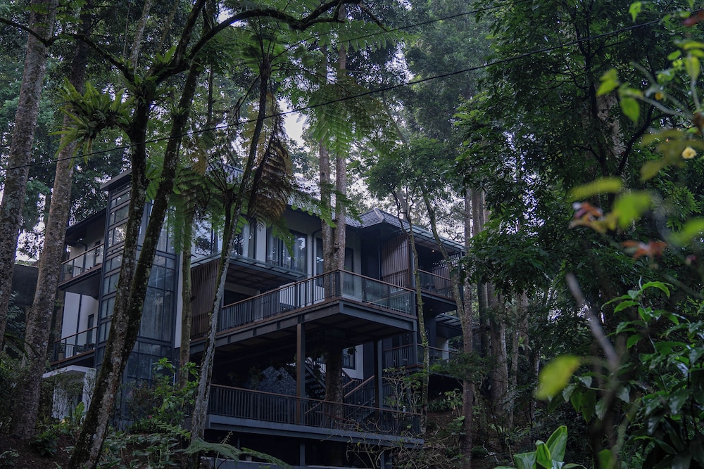 Plataran Puncak Residences