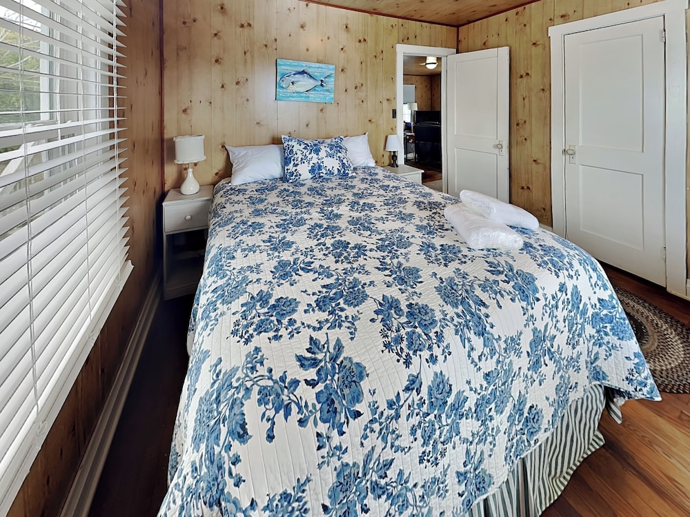 703 By The Sea by Topsail Realty