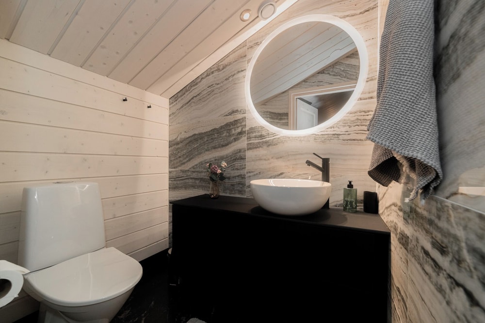 High-Quality 4BR Villa in Rukatunturi