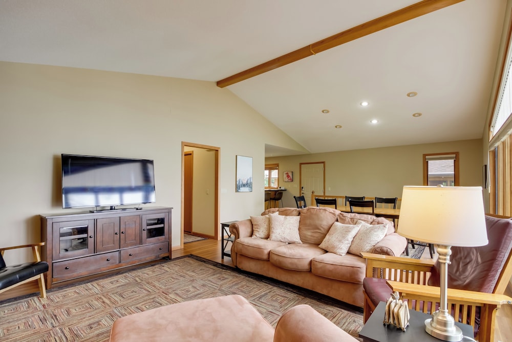 Sandy Beach Family Getaway w/ Fire Pit  Deck! - Property Image 53