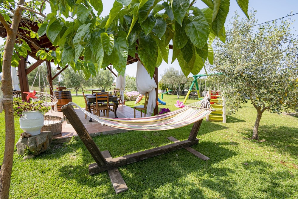 Frezia Studio by Travelpro Services photo 4