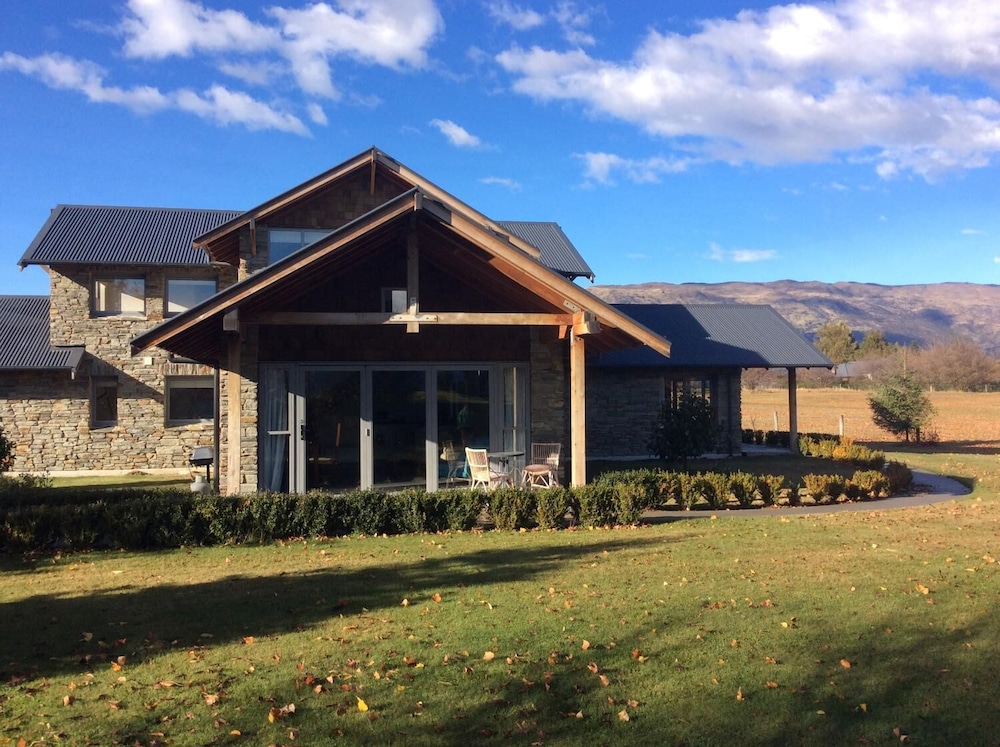 Golf Course Road Chalets — photo 37