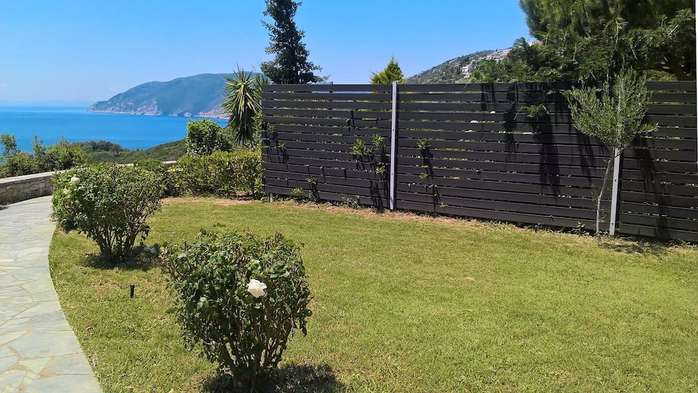 Villa Mirothea