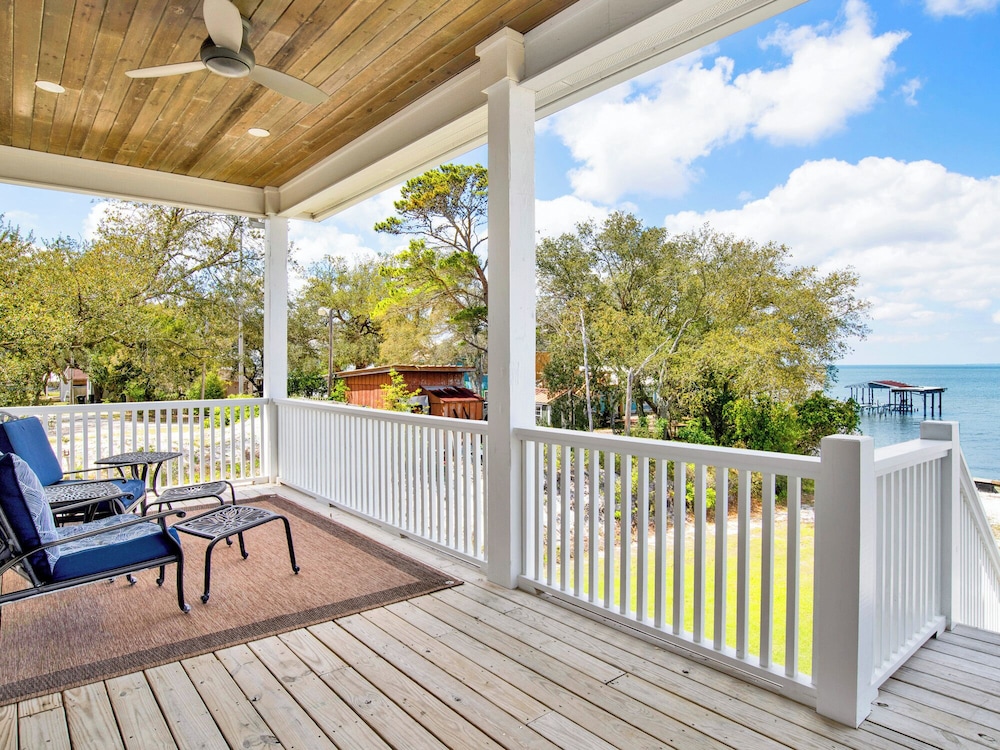 Bay Dream Believer by Southern Vacation Rentals