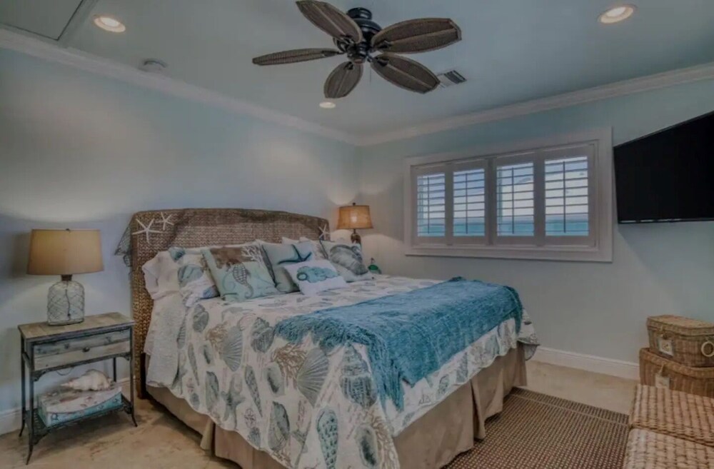 Relaxing 2/2 Get Away In The Lower Keys! 2 Bedroom Home by Redawning