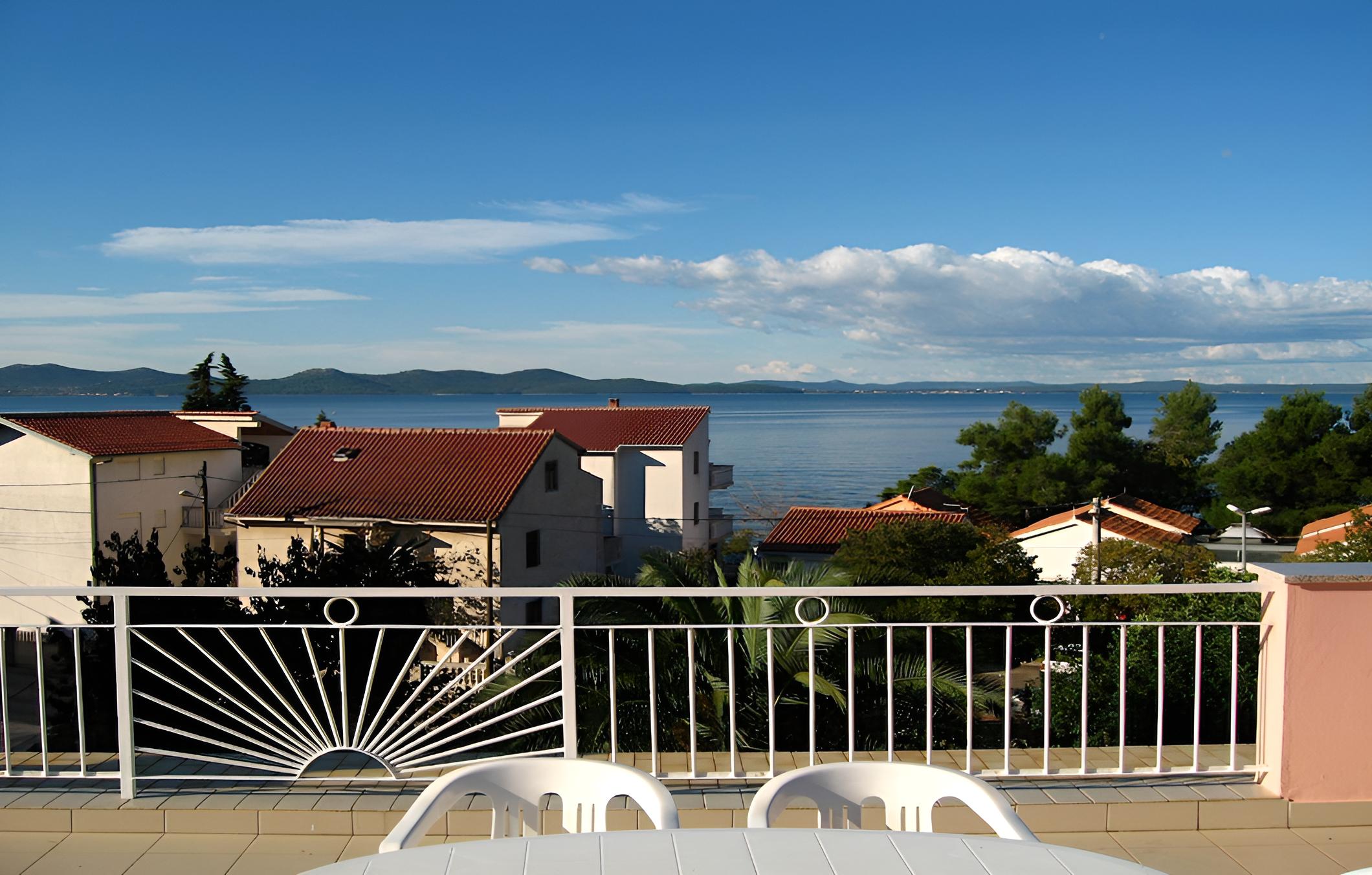 Ljuba - Large Terrace - A2