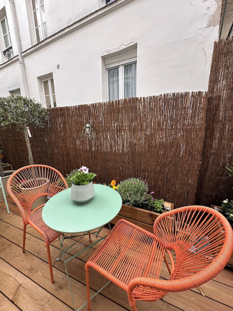 HOTEL RESIDENCE A LA BUTTE AUX CAILLES photo 3