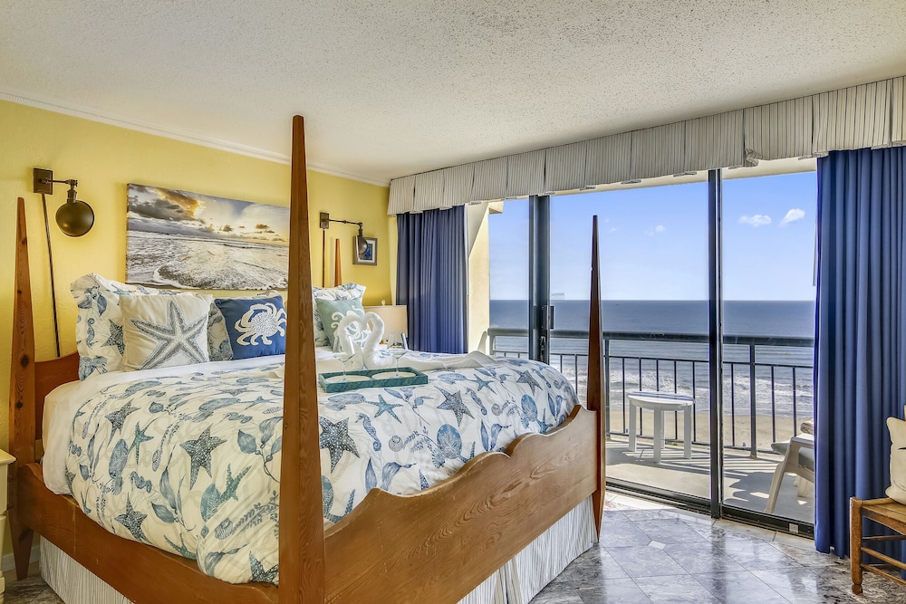 Luis' Lair by Ryson Vacation Rentals view 2
