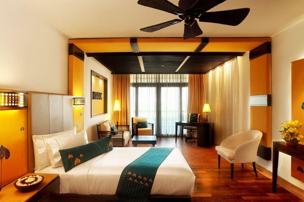 Plumeria Lake Resort & Spa view 3