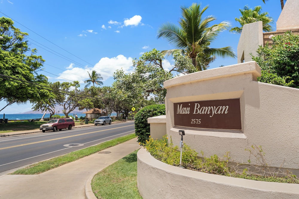 Maui Banyan A-202 by Maui Rental Group