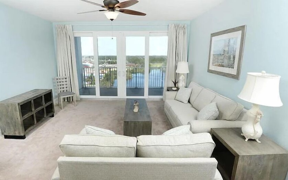 Laketown Wharf 331