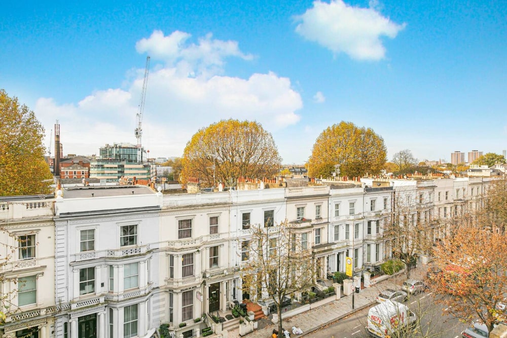 Luxury Kensington Penthouse With Huge Roof Terrace