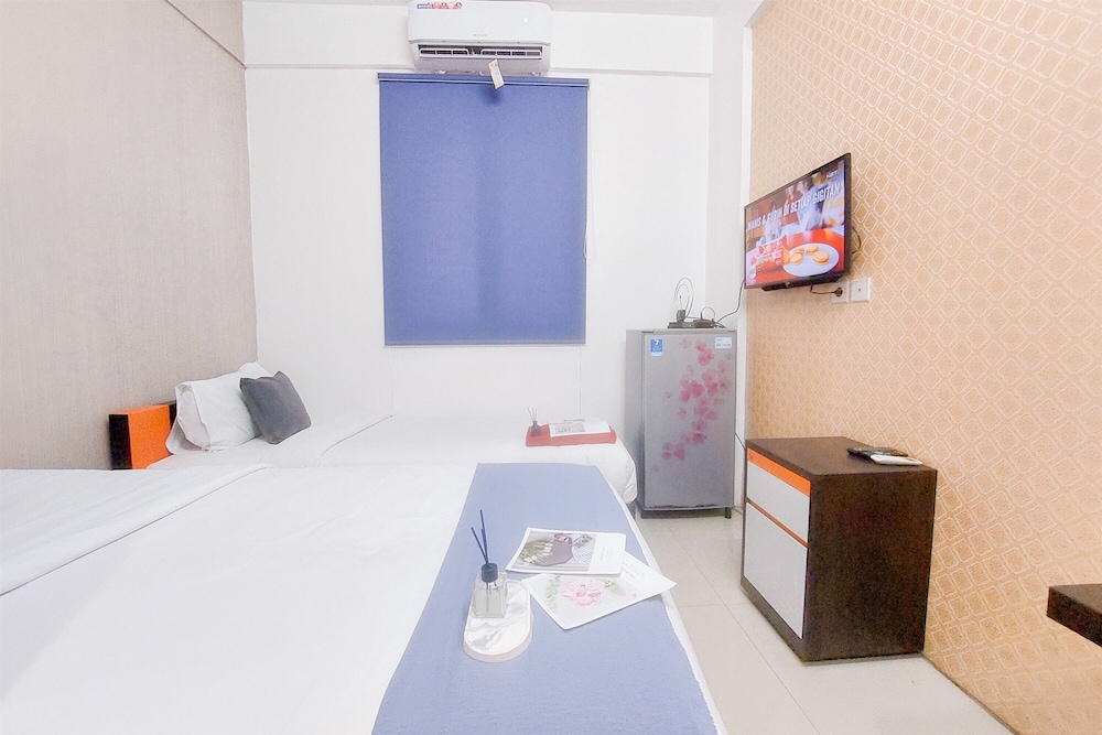 Warm And Simply Studio (No Kitchen) At Kubikahomy Apartment