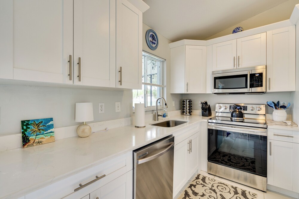 5 Mi to Shore: Gem w/ Pool & Yard in Cape Coral!