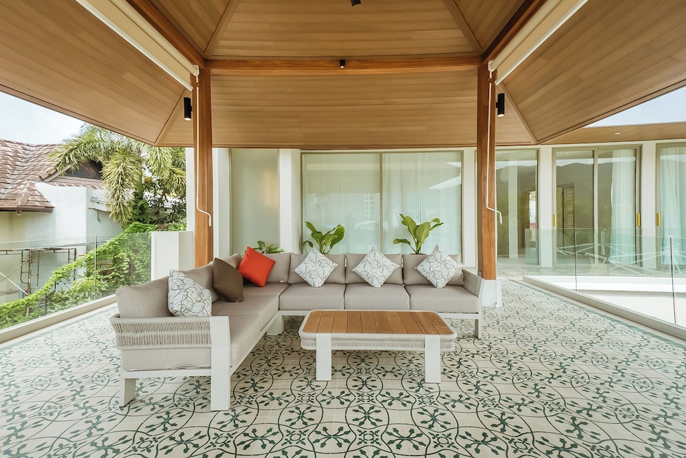 Akal Pool Villa 3BR near Laguna, Bangtao & Beach