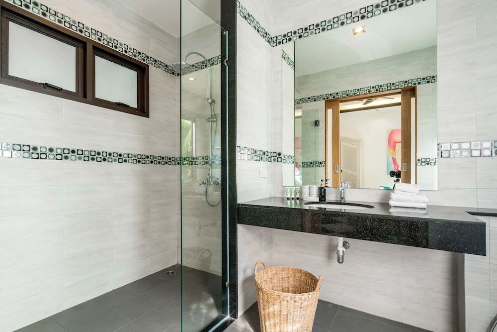 Jewels Villas Phuket