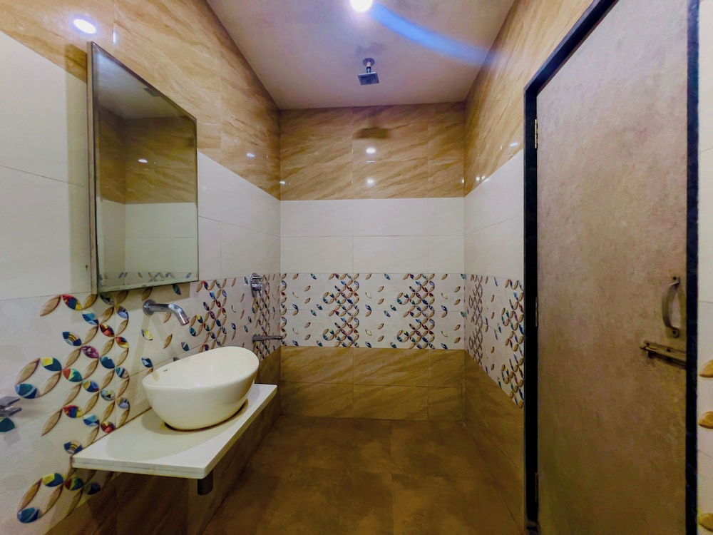 Hotel Dwaraka
