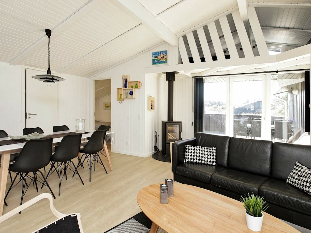 9 Person Holiday Home in Lokken-by Traum