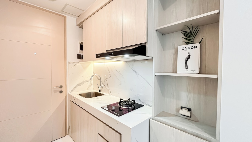Homey And Restful Studio At Tokyo Riverside Pik 2 Apartment