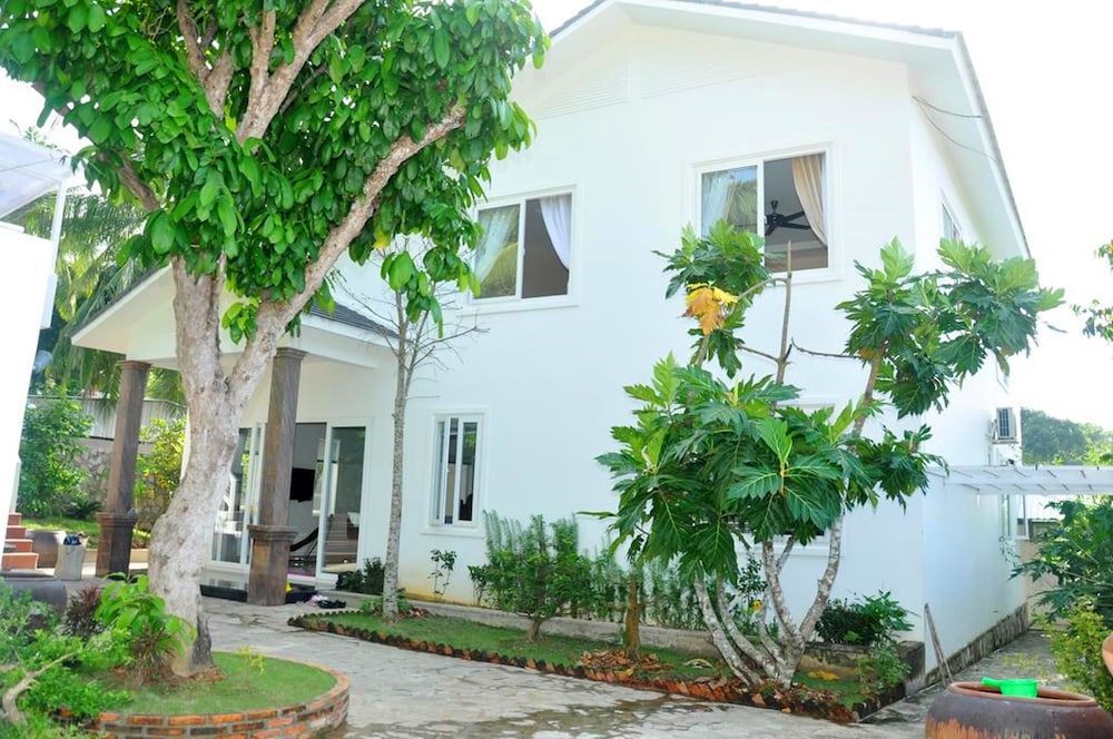 Le Giang Villa