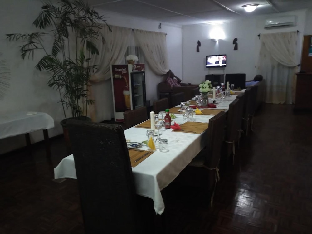 Kuku Royal Lodge
