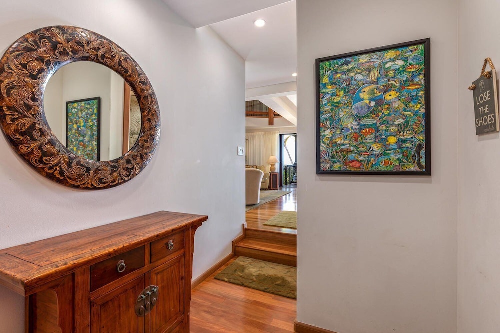 Air-conditioned Ocean Front Hawaii Townhome! - Sleeps 6 - Vrkcv